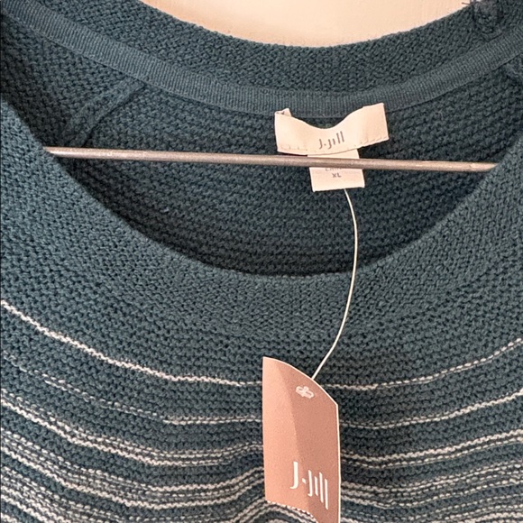 Sweater tunic NWT - Picture 2 of 3